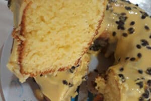 Bolo de Maracujá Caseiro Fofinho e Fácil